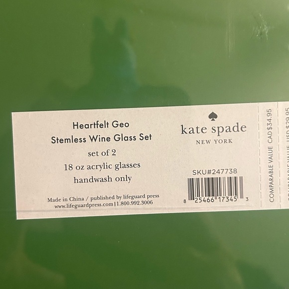 Kate Spade Heartfelt Geo Wine Glass Set - Picture 4 of 7